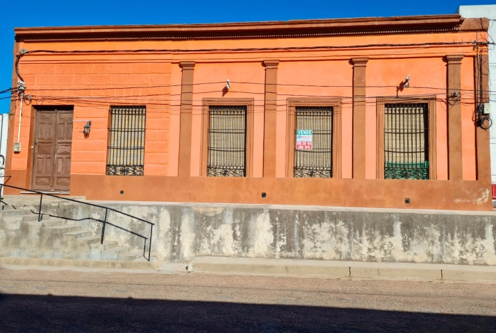 Apto amueblado en calle Sarandí